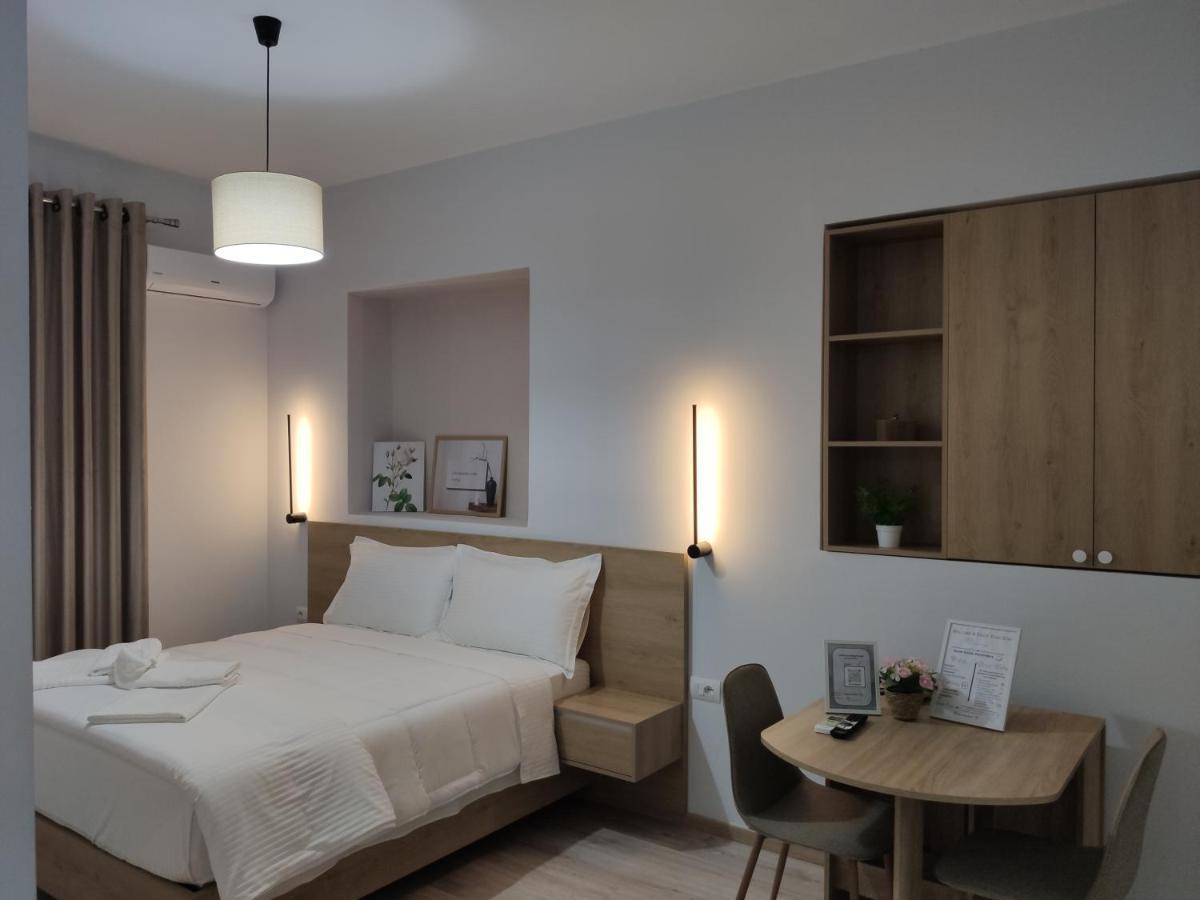 Elvish Garden Boutique B&B Берат Екстер'єр фото