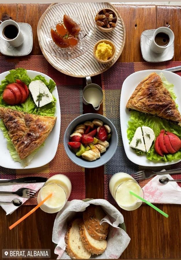 Elvish Garden Boutique B&B Берат Екстер'єр фото