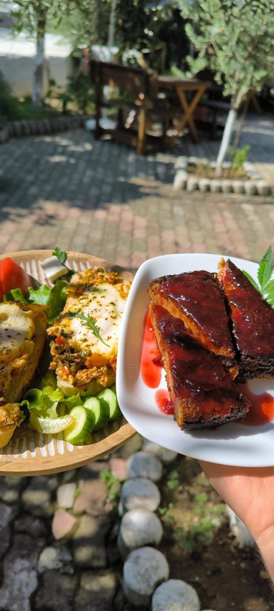 Elvish Garden Boutique B&B Берат Екстер'єр фото